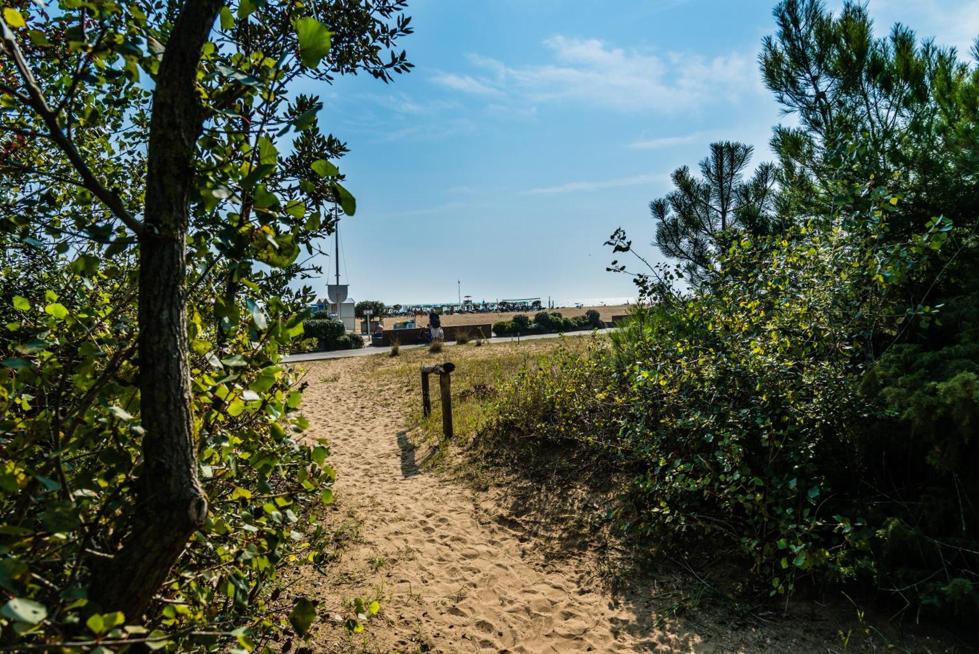 Aparthotel Residenza Al Parco Bibione Zewnętrze zdjęcie